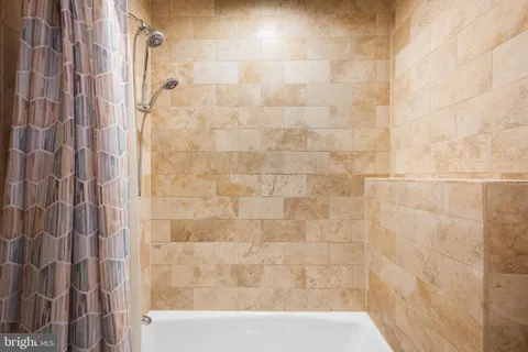 $1,399,900 | 1600 Clarendon Boulevard, Unit W407, Arlington, VA 22209