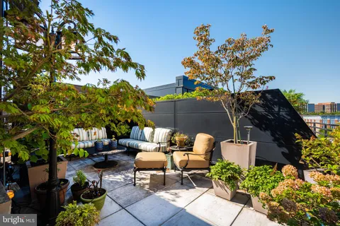 $1,399,900 | 1600 Clarendon Boulevard, Unit W407, Arlington, VA 22209