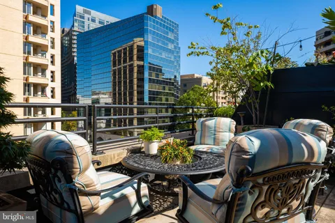 $1,399,900 | 1600 Clarendon Boulevard, Unit W407, Arlington, VA 22209