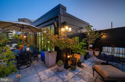 $1,399,900 | 1600 Clarendon Boulevard, Unit W407, Arlington, VA 22209