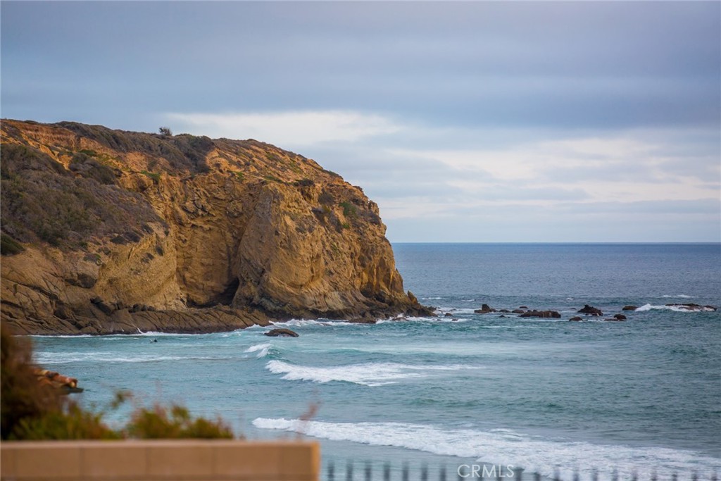 33571 Binnacle Drive Dana Point, CA 92629 - Photo 45 of 48 a view of a sky view