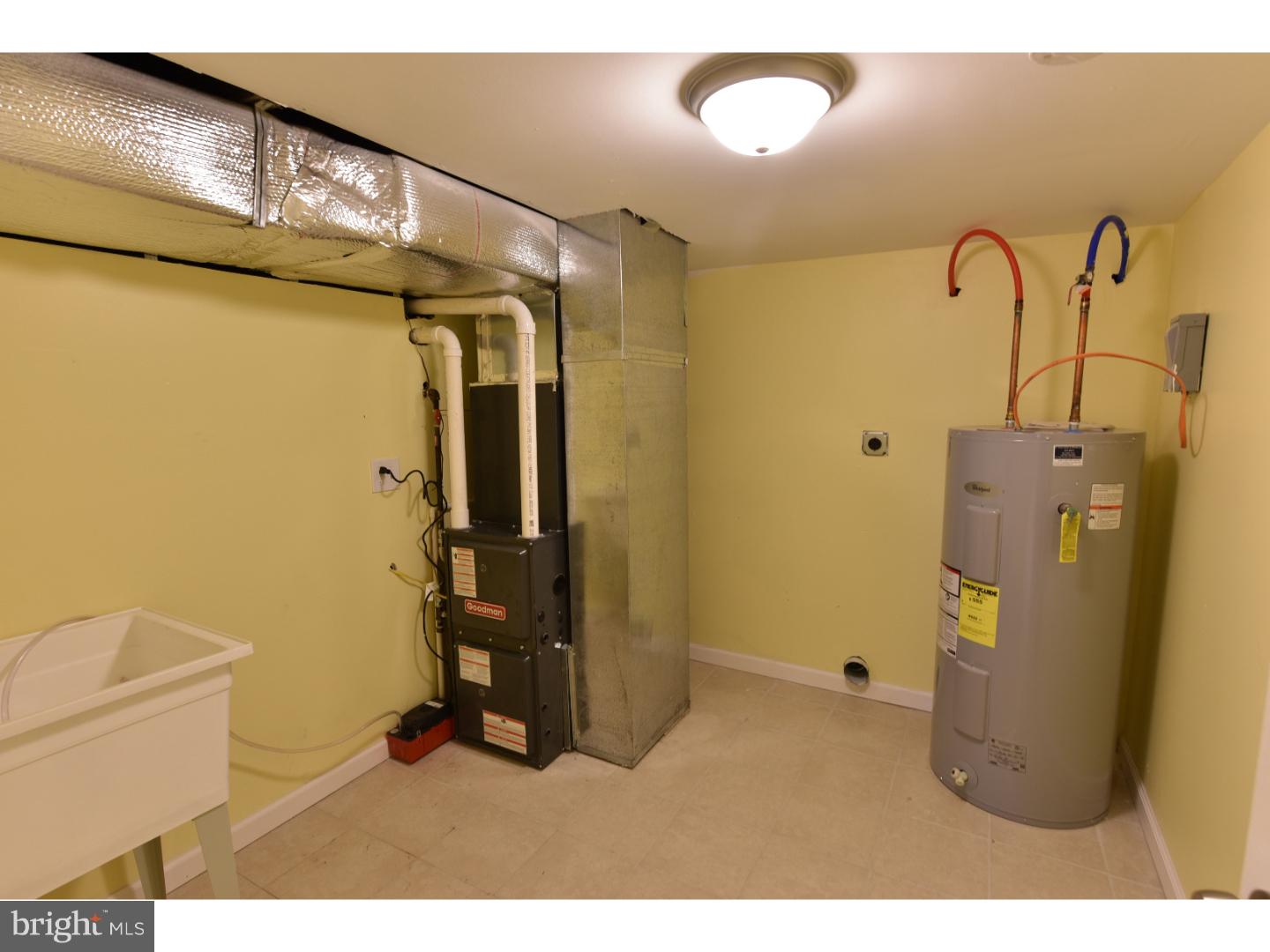 2339 Tasker Street Philadelphia, PA 19145 - Photo 14 of 15 Gallery Image 14