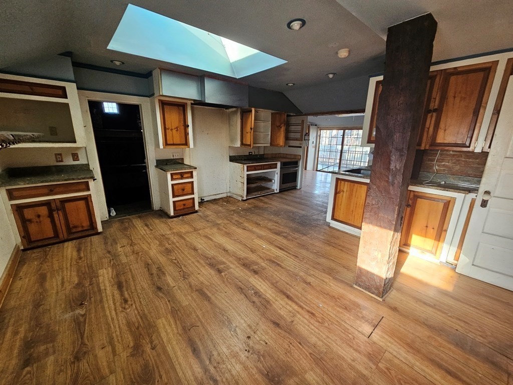 175 Main Street Sheffield, MA 01257 - Photo 8 of 24 Gallery Image 8