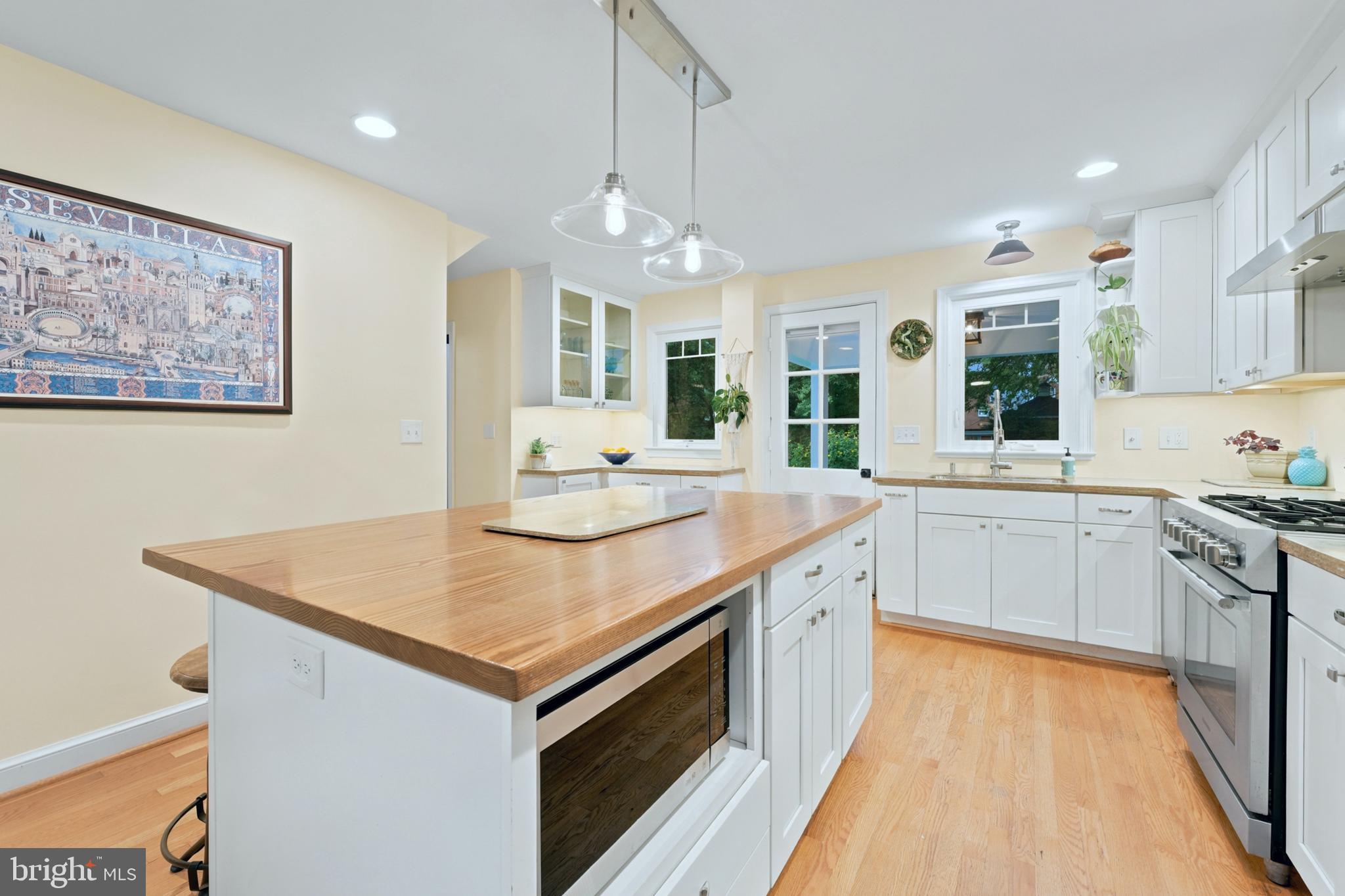 8902 Sudbury Road Silver Spring, MD 20901 - Photo 17 of 68