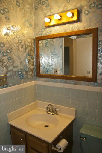 3514 Kings Point Road Randallstown, MD 21133 - Photo 20 of 29 Bath