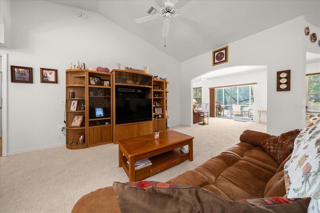 8859 Southwest 196th Avenue Road Dunnellon, FL 34432 - Photo 8 of 53