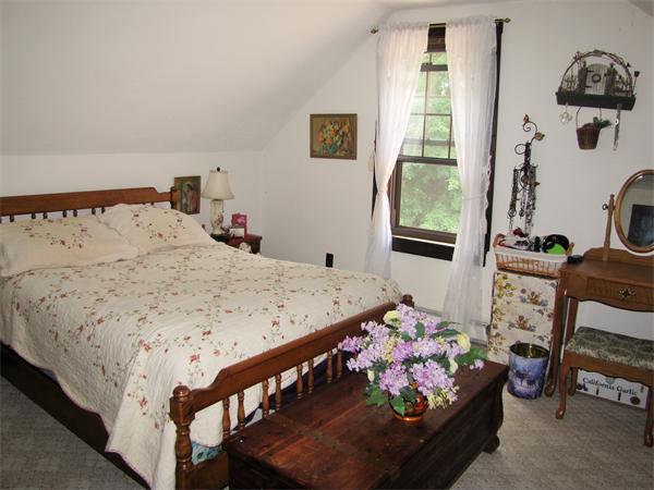 83 West Dudley Road Dudley, MA 01571 - Photo 8 of 16 Gallery Image 8