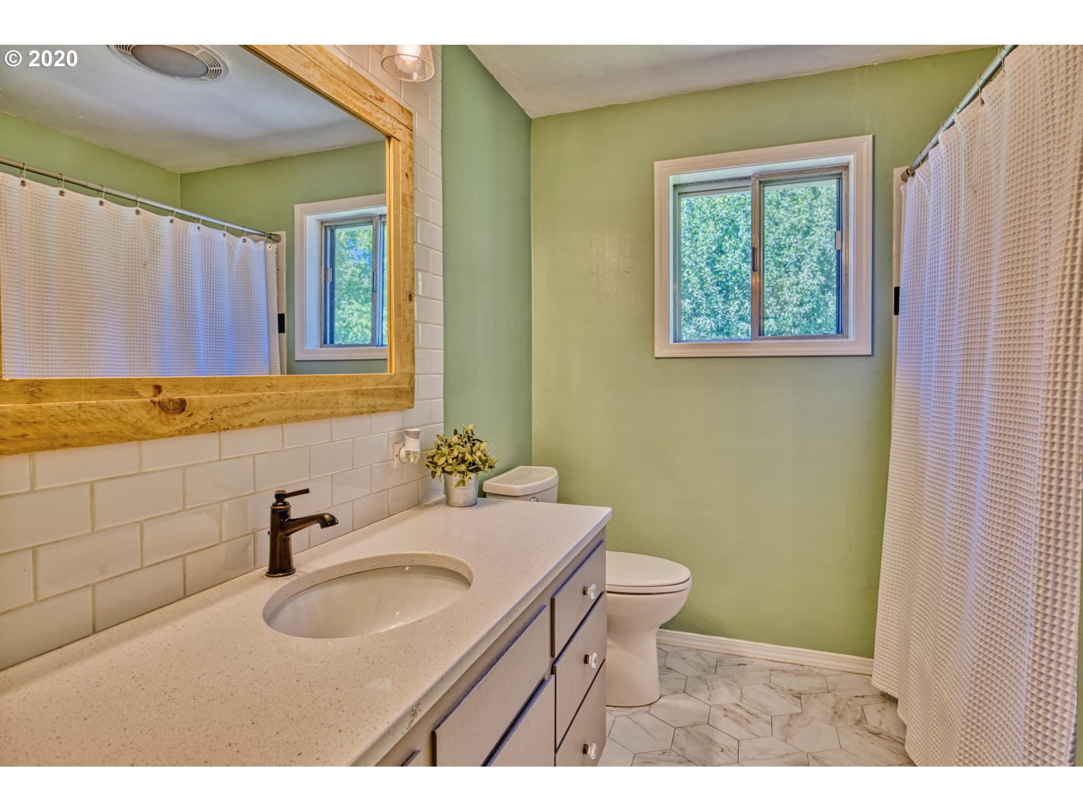 568 Springdale Avenue Springfield, OR 97477 - Photo 18 of 32