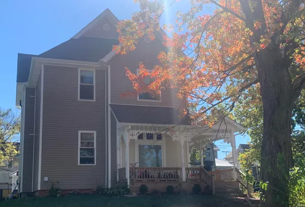 $139,900 | 300 East Main Street, Hartford City, IN 47348