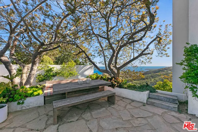 $2,995,000 | 2727 Corral Canyon Road, Malibu, CA 90265