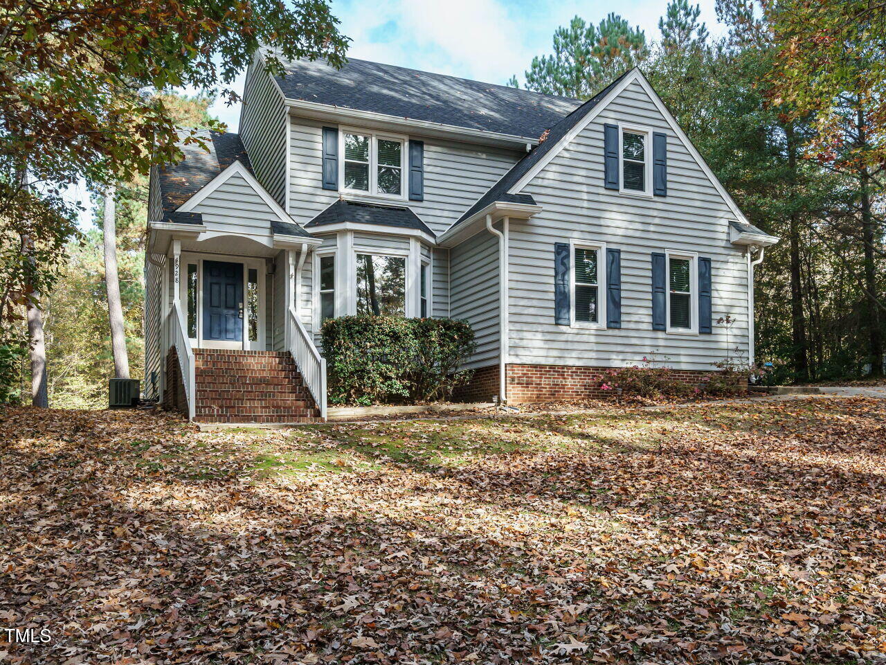 928 Loop Road Clayton, NC 27527 - Photo 1 of 38 002-1280x960-corner-view