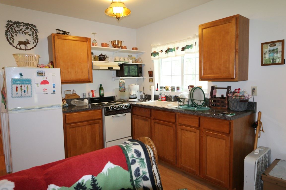 345 Woodard Road Newport, WA 99156 - Photo 2 of 20 Gallery Image 2
