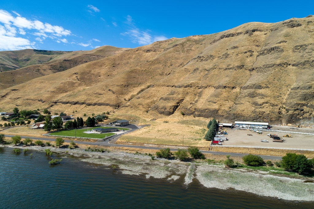 Nka Snake River Road Asotin, WA 99402 - Photo 3 of 9 Gallery Image 3