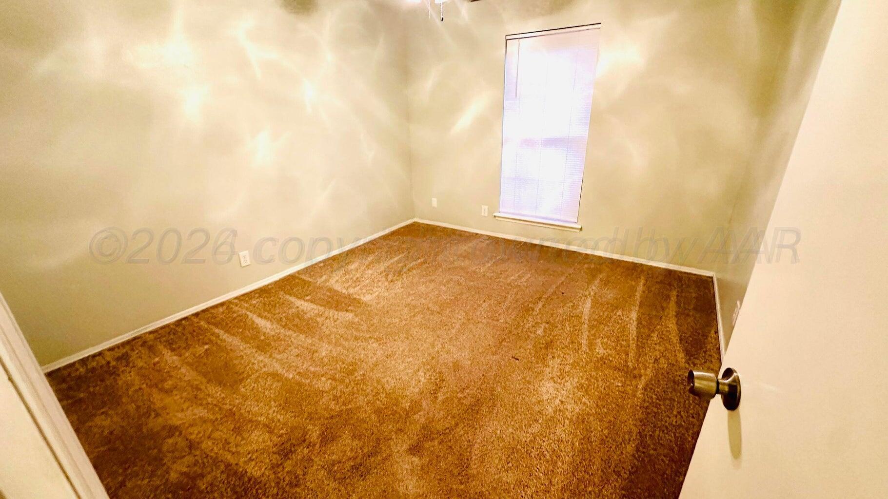 6820 Rochelle Lane Amarillo, TX 79109 - Photo 14 of 18 a view of balcony and window