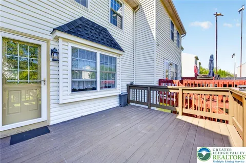 $339,000 | 120 North Oak Street, Freemansburg, PA 18017