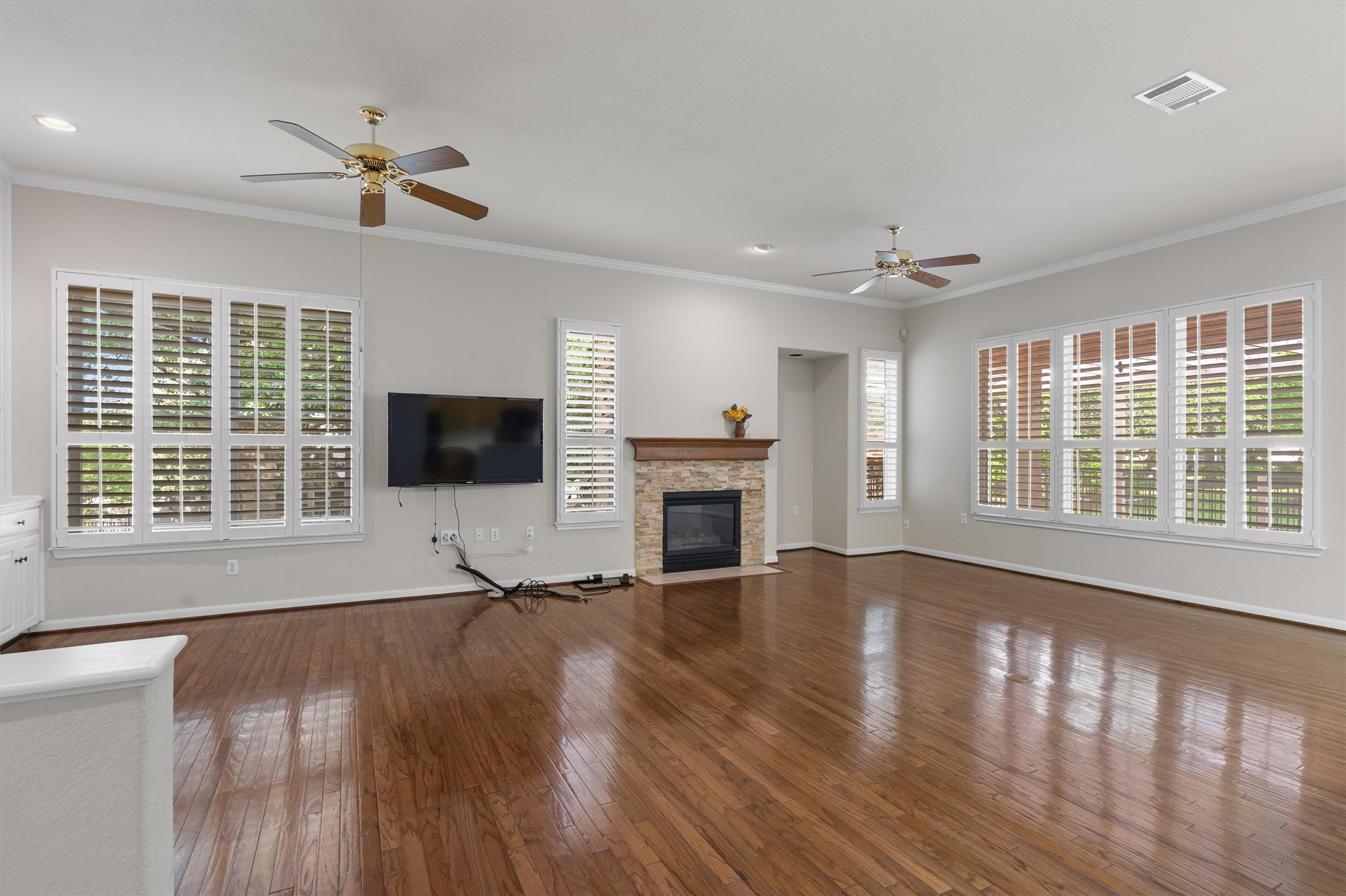 106 Swallowtail Circle Georgetown, TX 78633 - Photo 11 of 40