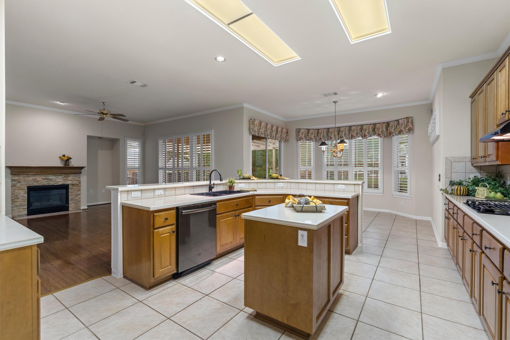 106 Swallowtail Circle Georgetown, TX 78633 - Photo 17 of 40