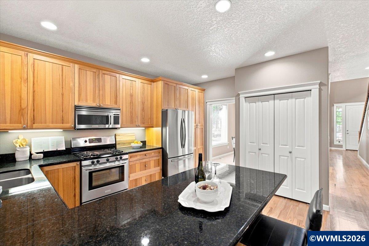 2681 Oak Ridge Street Northwest Albany, OR 97321 - Photo 5 of 50 Gallery Image 5
