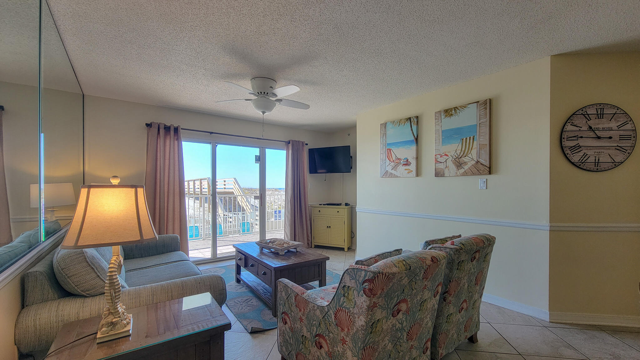 376 Santa Rosa Boulevard, Unit 115 Fort Walton Beach, FL 32548 - Photo 7 of 37 a living room with furniture and a window