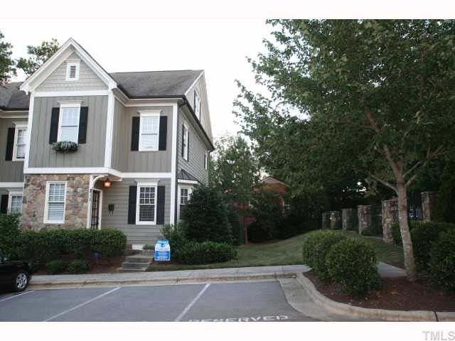 810 Cotton Exchange Court Raleigh, NC 27608 - Photo 1 of 9 Gallery Image 1