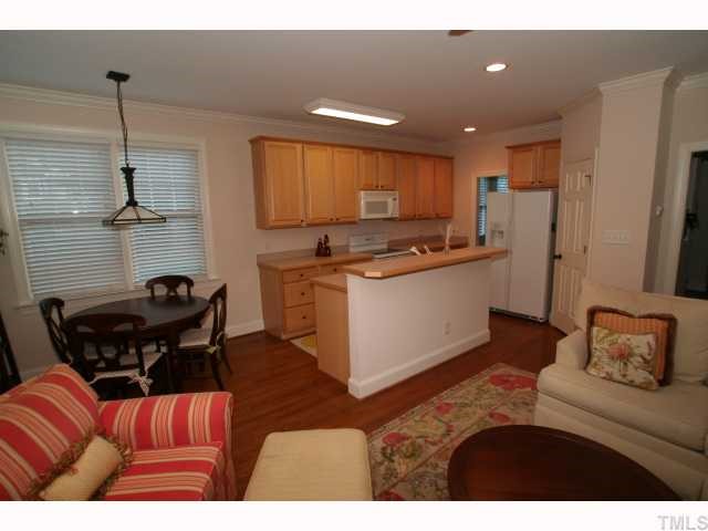 810 Cotton Exchange Court Raleigh, NC 27608 - Photo 3 of 9 Gallery Image 3