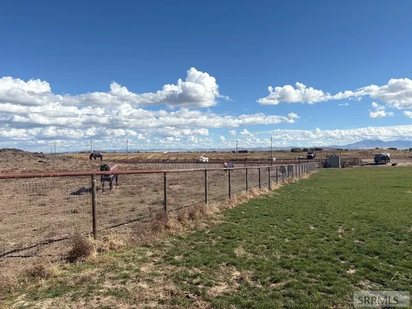 $2,500,000 | 1500-w 300 1500 W, Pingree, ID 83262
