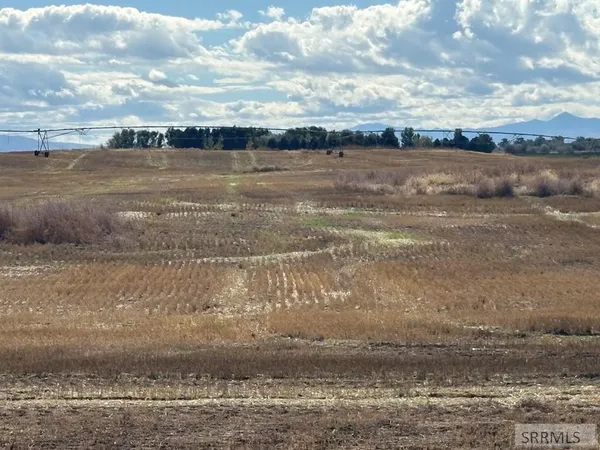 $2,500,000 | 1500-w 300 1500 W, Pingree, ID 83262