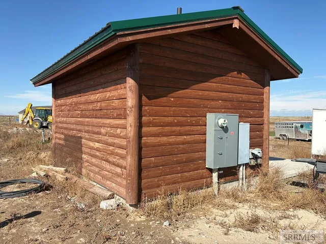 $2,500,000 | 1500-w 300 1500 W, Pingree, ID 83262