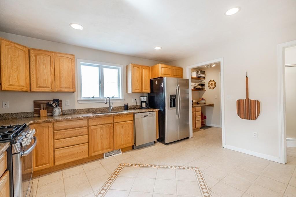 431 Brockelman Road Lancaster, MA 01523 - Photo 32 of 42 Gallery Image 32