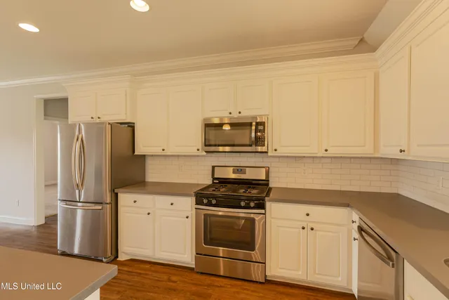 $2,299 | 169 Harvey Circle, Canton, MS 39046