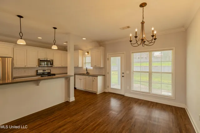 $2,299 | 169 Harvey Circle, Canton, MS 39046