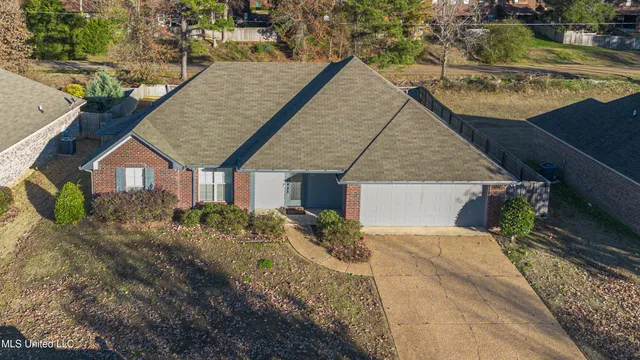 $2,299 | 169 Harvey Circle, Canton, MS 39046