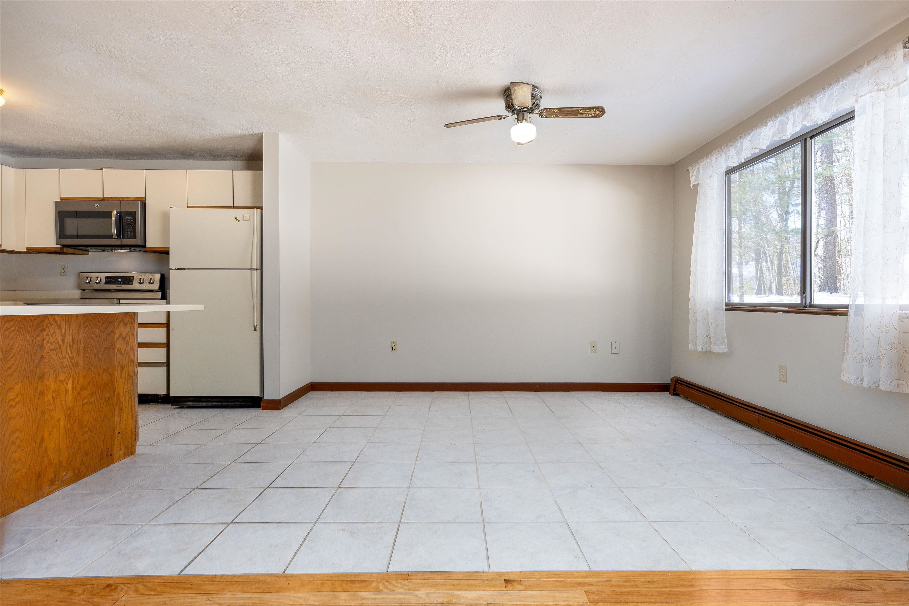 58 Indian Rock Road Merrimack, NH 03054 - Photo 4 of 32