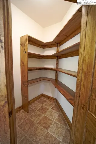 $484,000 | 135 D Wapiti Way, Unit 8D, Banner Elk, NC 28604