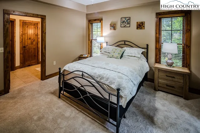 $484,000 | 135 D Wapiti Way, Unit 8D, Banner Elk, NC 28604