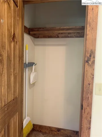 $484,000 | 135 D Wapiti Way, Unit 8D, Banner Elk, NC 28604