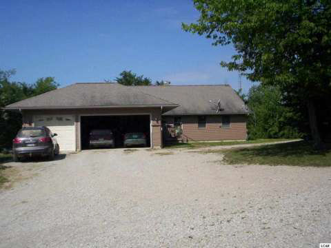 10864 Burton Road Adrian, MI 49221 - Photo 7 of 22 20365665-6.JPG