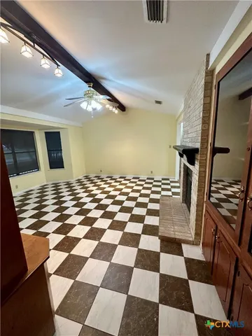 $249,900 | 310 Vollentine Street, Yoakum, TX 77995