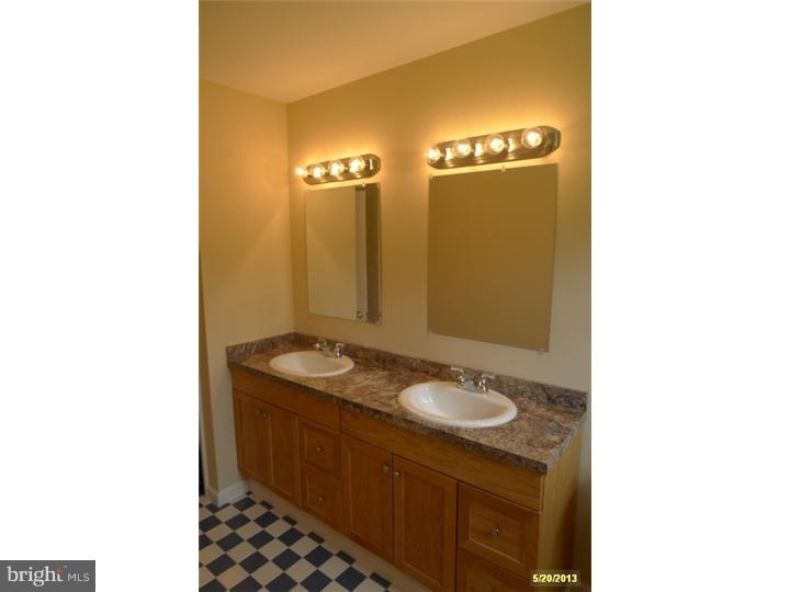 1113 Arboretum Road Wyncote, PA 19095 - Photo 19 of 23 Gallery Image 19