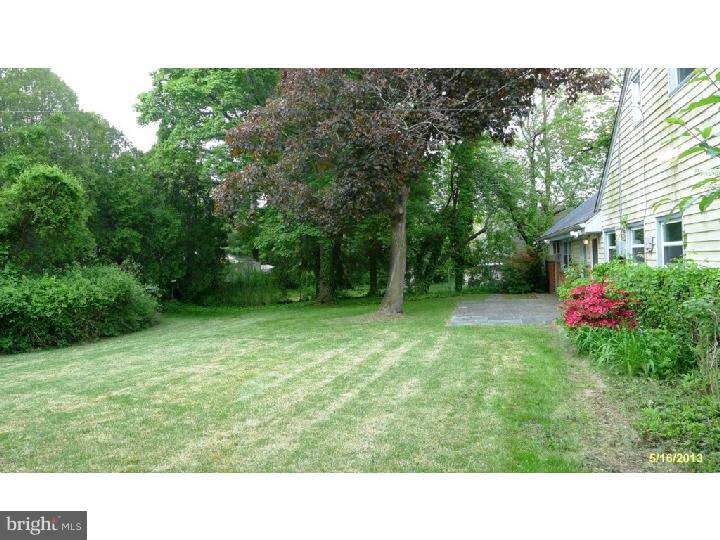 1113 Arboretum Road Wyncote, PA 19095 - Photo 5 of 23 Gallery Image 5