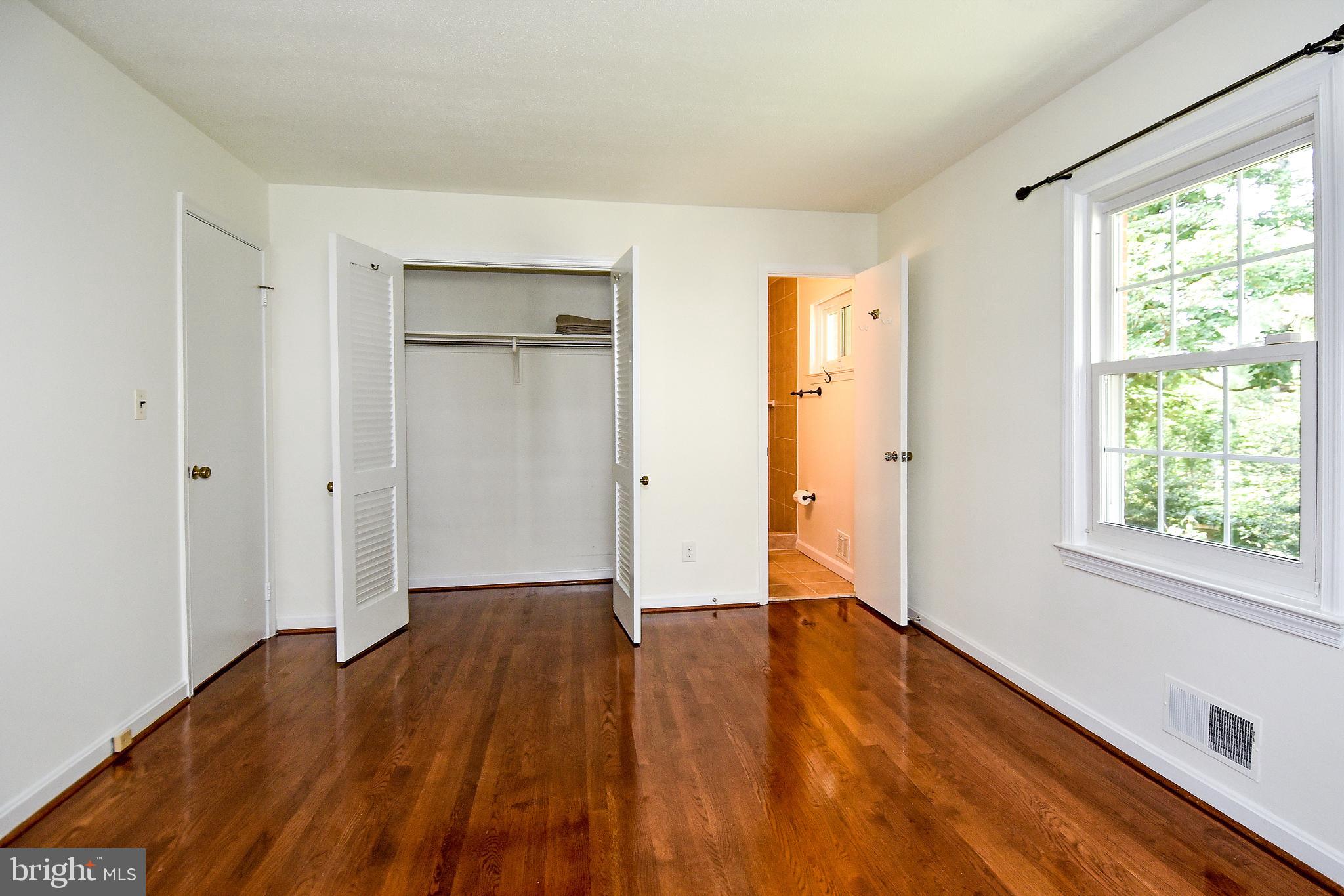 7513 Sebago Road Bethesda, MD 20817 - Photo 19 of 48 Primary bedroom