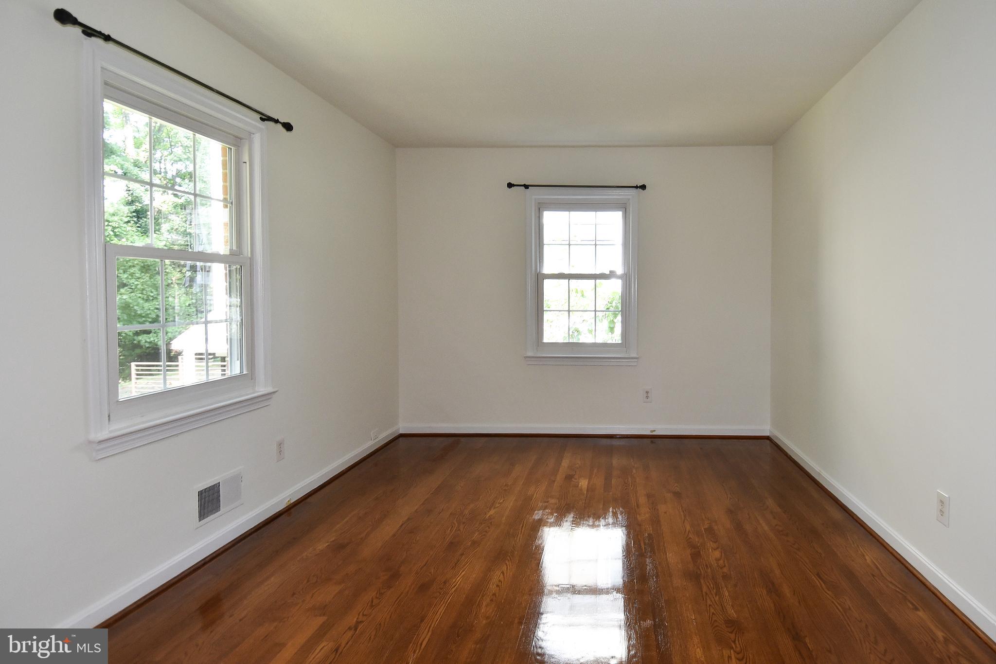 7513 Sebago Road Bethesda, MD 20817 - Photo 24 of 48 Bedroom 4