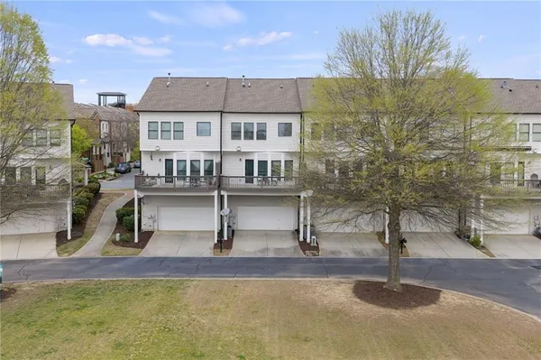 $575,000 | 378 Suwanee Avenue Northwest, Suwanee, GA 30024