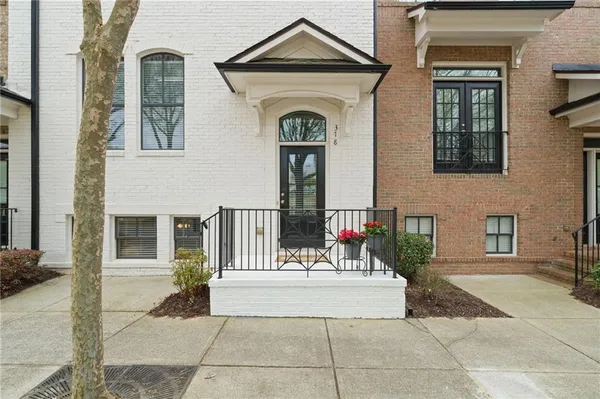 $575,000 | 378 Suwanee Avenue Northwest, Suwanee, GA 30024