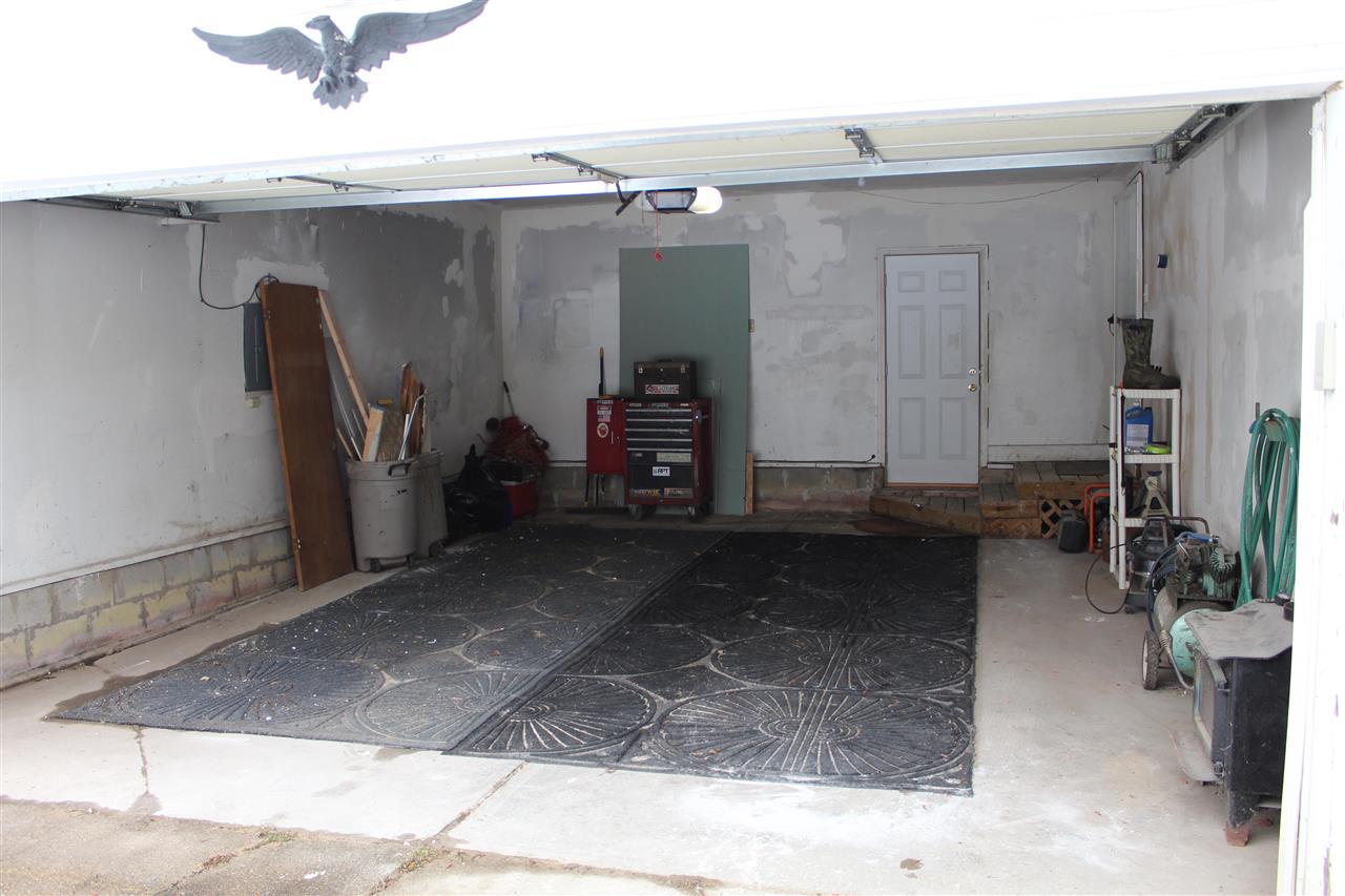 6285 East Lake Road Millington, MI 48746 - Photo 19 of 28 50063197-18.JPG