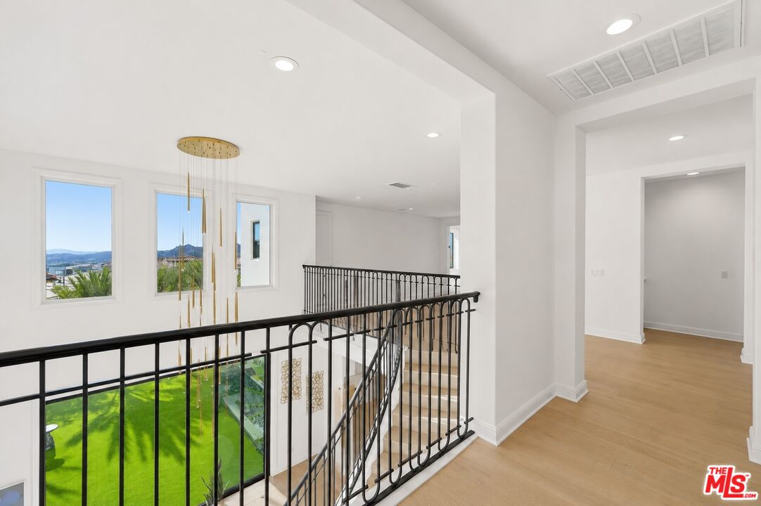 20448 Liverpool Way Porter Ranch, CA 91326 - Photo 25 of 62 Gallery Image 25