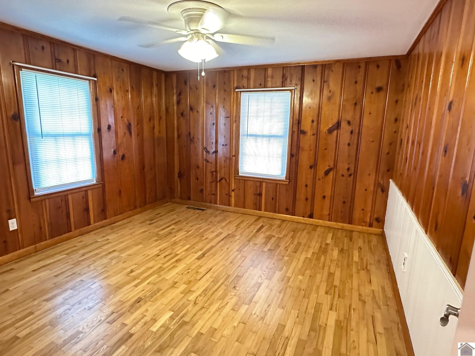 1306 Longview Street Mayfield, KY 42066 - Photo 19 of 28 Photo 19