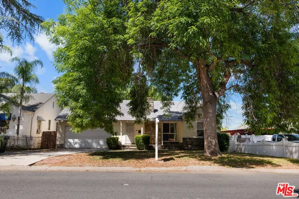 $775,000 | 10309 McVine Avenue, Sunland, CA 91040