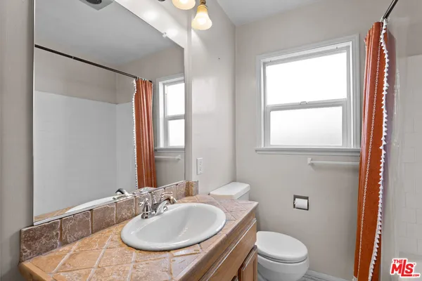 $775,000 | 10309 McVine Avenue, Sunland, CA 91040