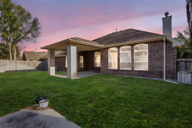 $425,000 | 2512 Wynden Meadow Lane, Conroe, TX 77304